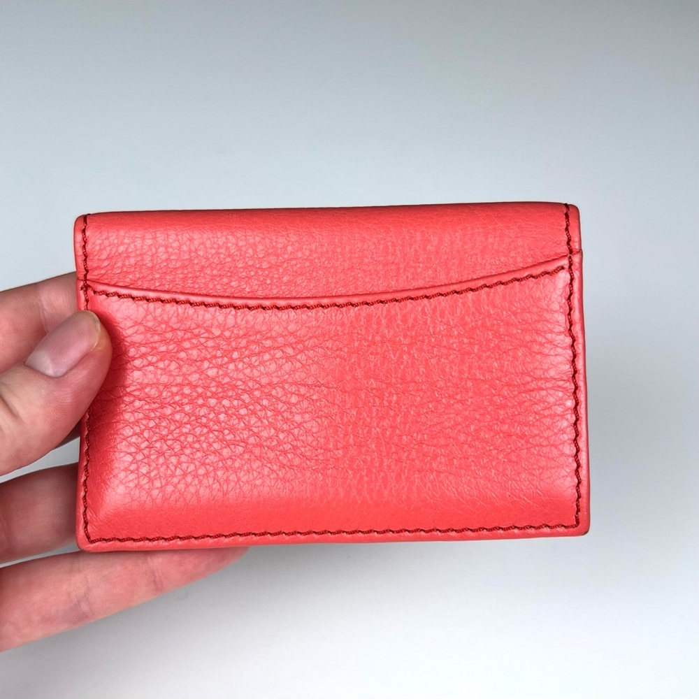 Chloé Coral Leather Card Holder - Picture 5 of 6